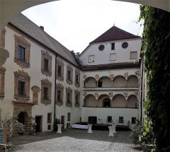 Innenhof Schloss Ortenburg