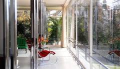 Das gläserne Haus - die Leichtigkeit des Wohnens wird in der Villa Tugendhat vorexerziert