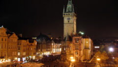 Der Altstädter Ring bei Nacht